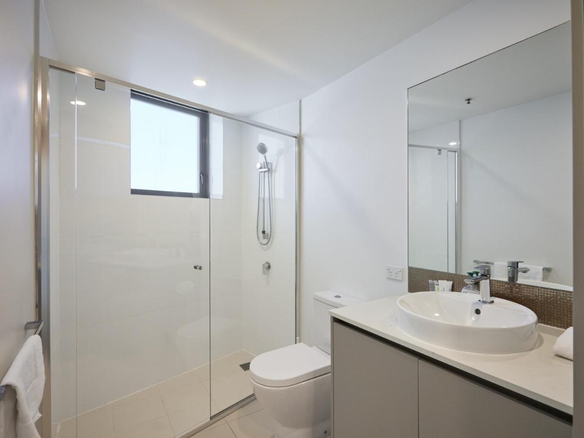Serain Residences On Surfers Gold Coast Exterior photo